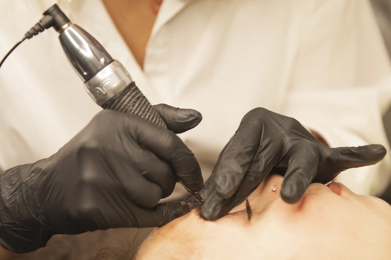 Behandlung mit Permanent Make-up in unserem Studio in Bayreuth